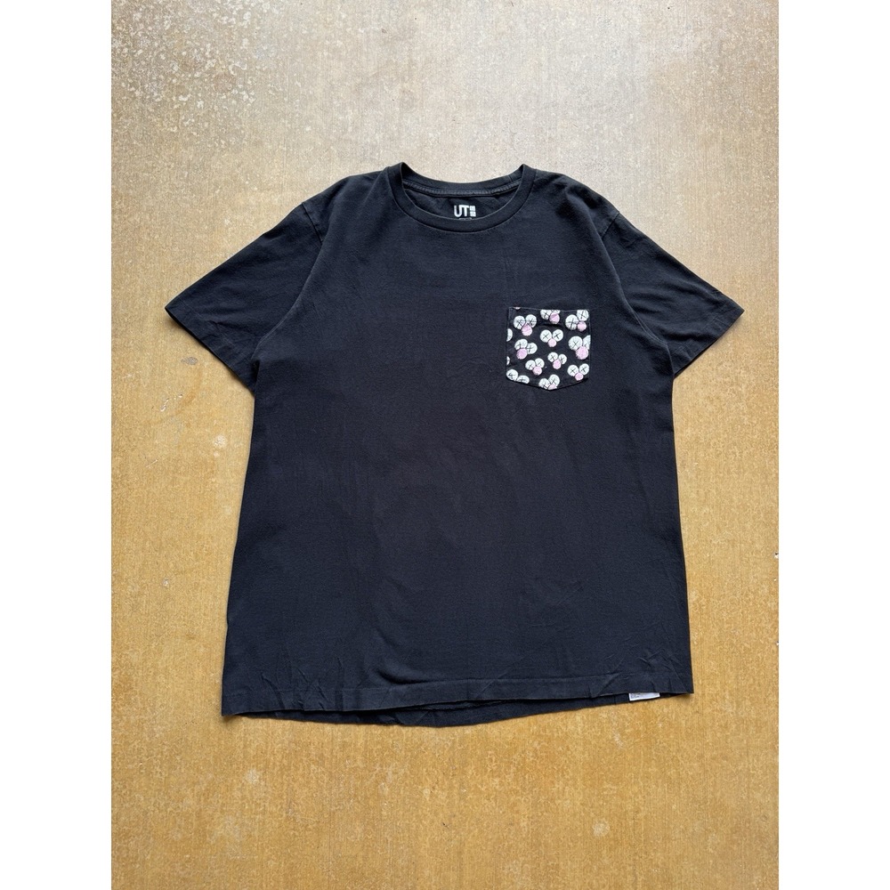 Kaws Uniqlo BFF Pocket T-Shirt Black Streetwear Style Japanese Large